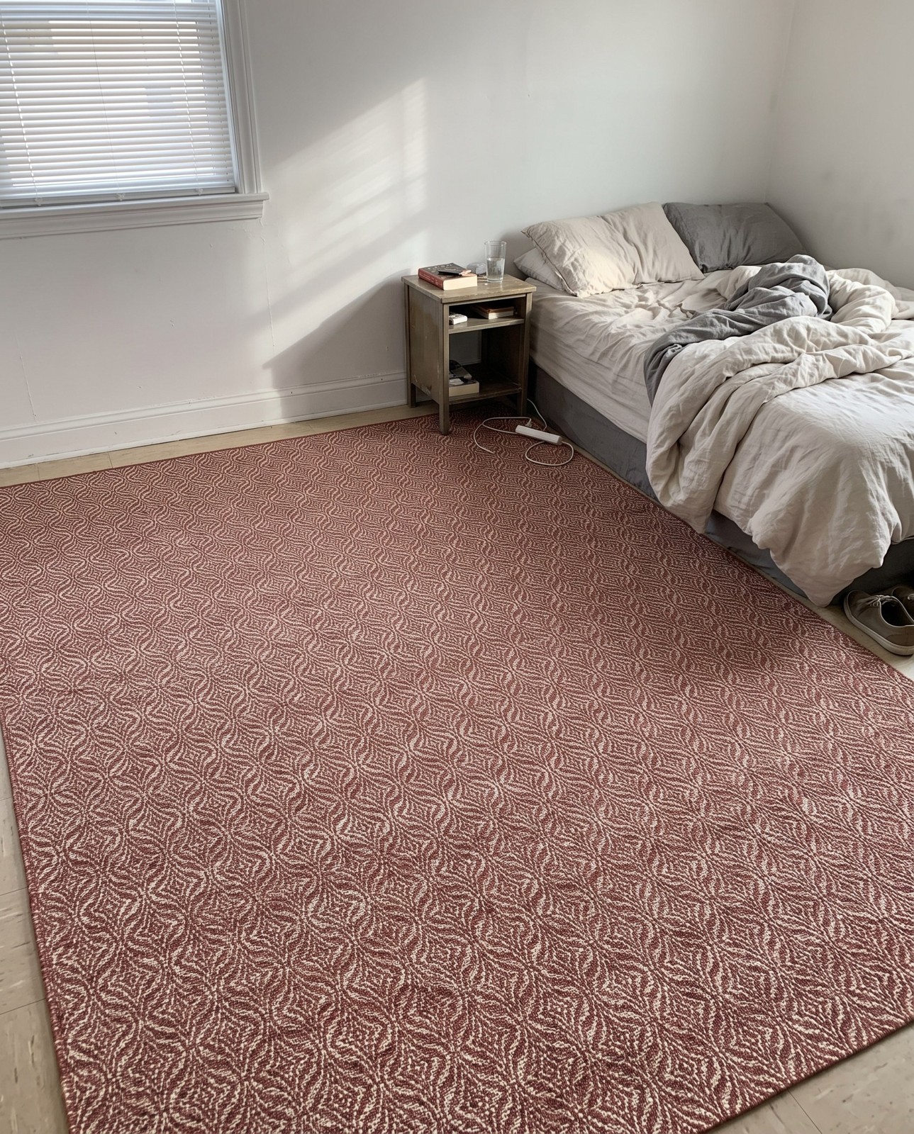 7' 10 x 11' Fairley · Diamond Outdoor Rug, rust red