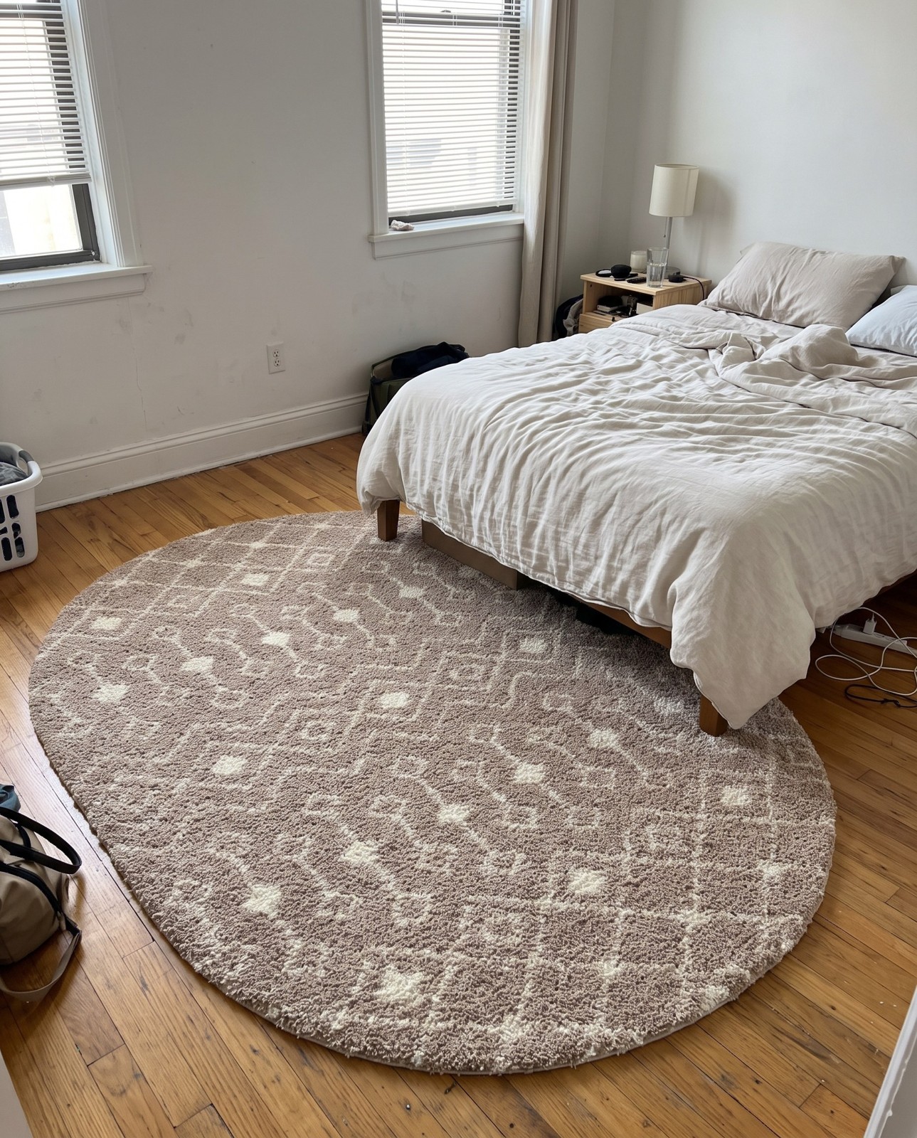 4' x 6' Bayley · Diamond Shag Rug