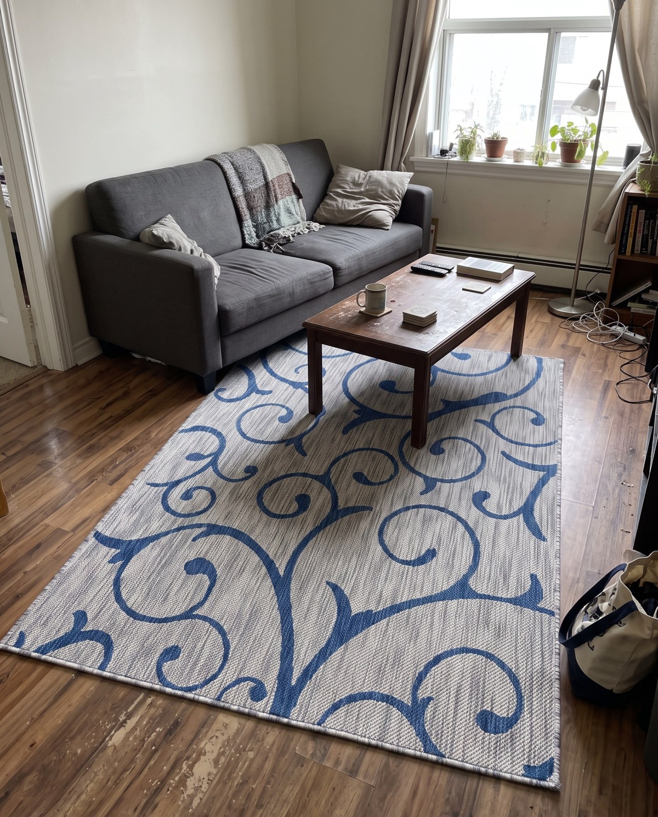 4' x 6' Shale · Floral / botanical Outdoor Rug, gray