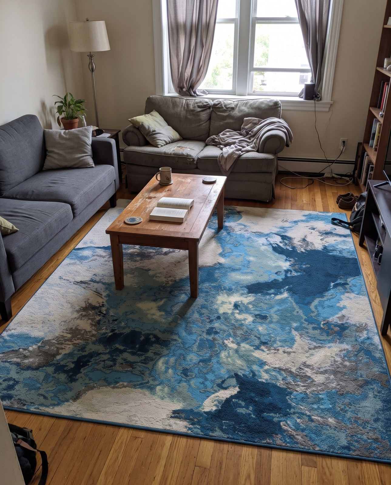 7' 10 x 7' 10 Lomax · Abstract Outdoor Rug, blue and ivory