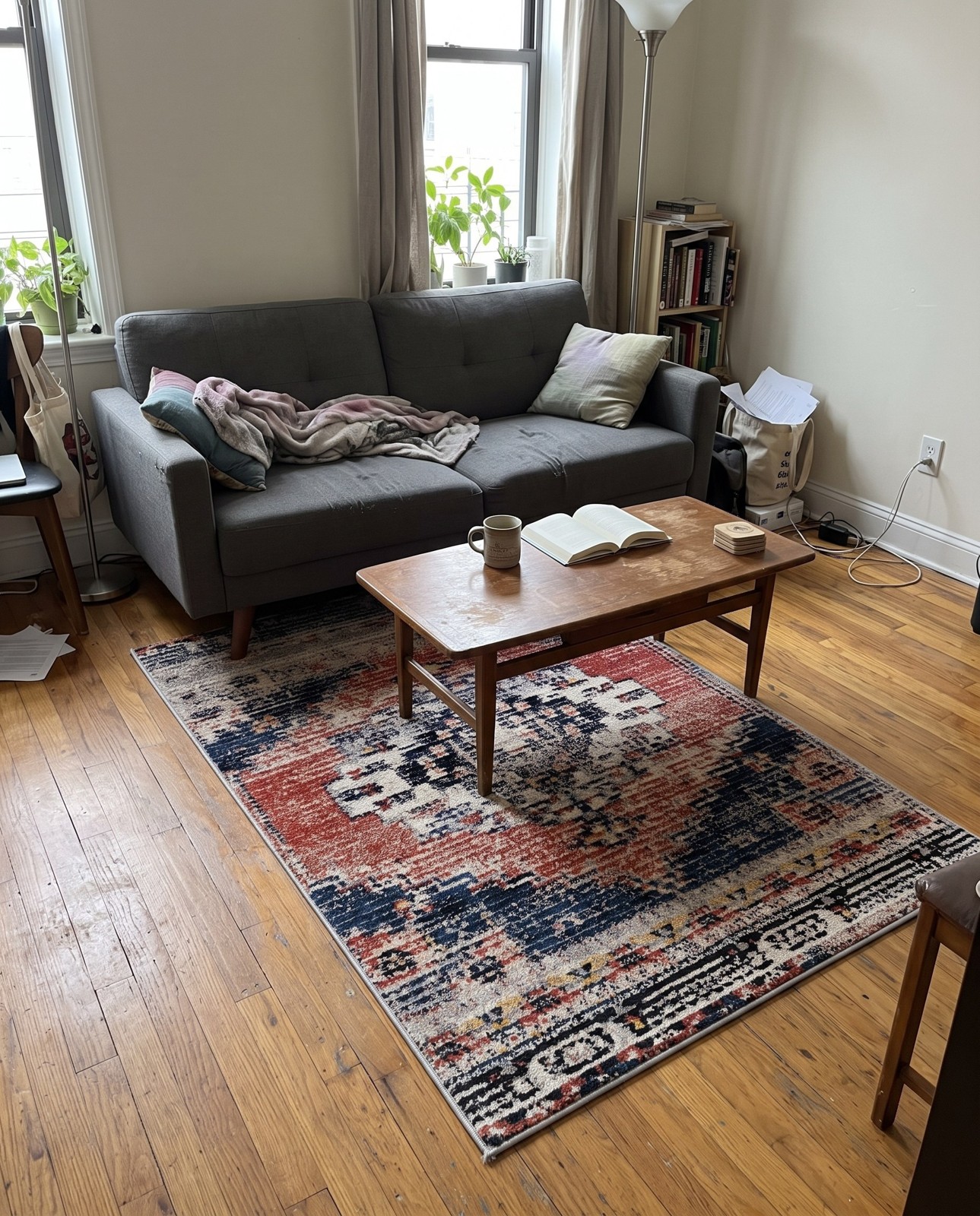 2' x 3' Burton · Border rug, rust red
