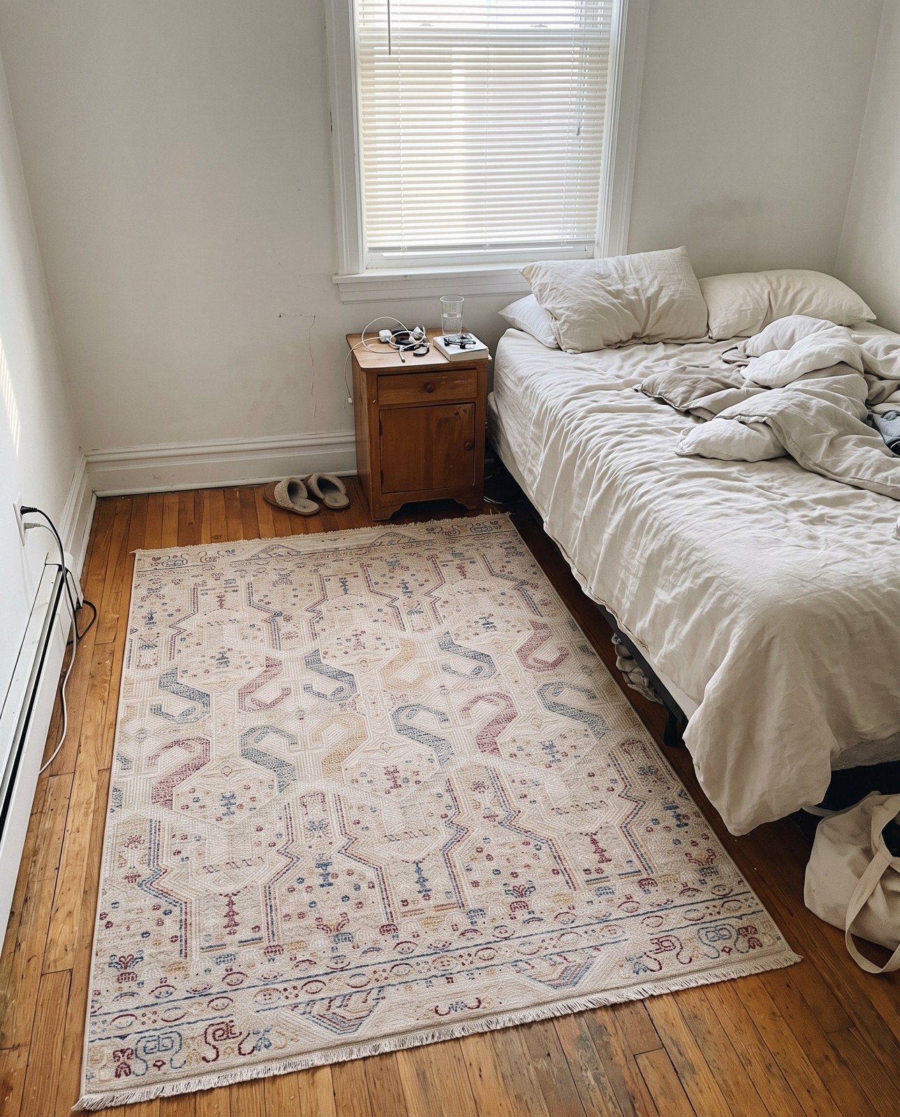 4' x 5' 10 Livingston · Tribal geometric rug, ivory and multi
