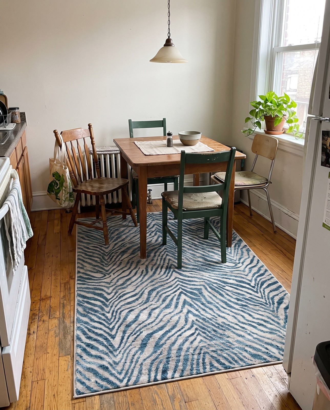 3' 3 x 5' 3 Beckford · Zebra rug, teal and cream