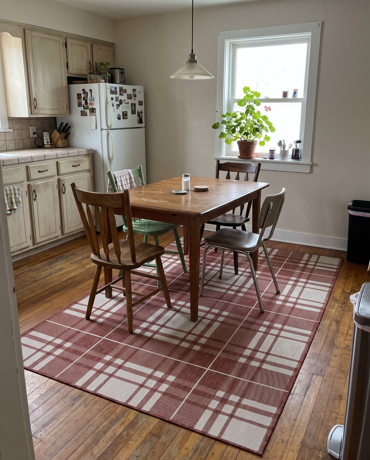 Detail image of 9' x 12' Maguire · Plaid Outdoor Rug, red