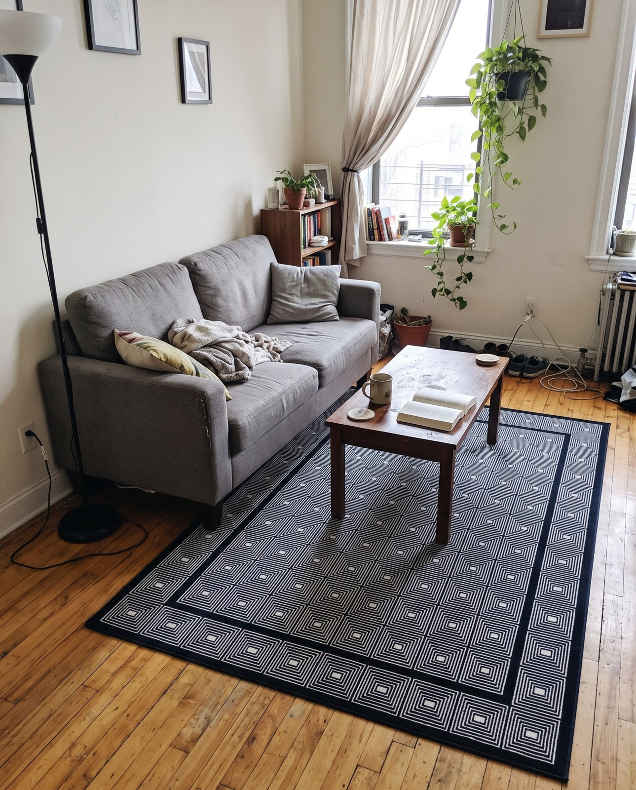 5' 3 x 8' Atwood · Border rug, midnight blue