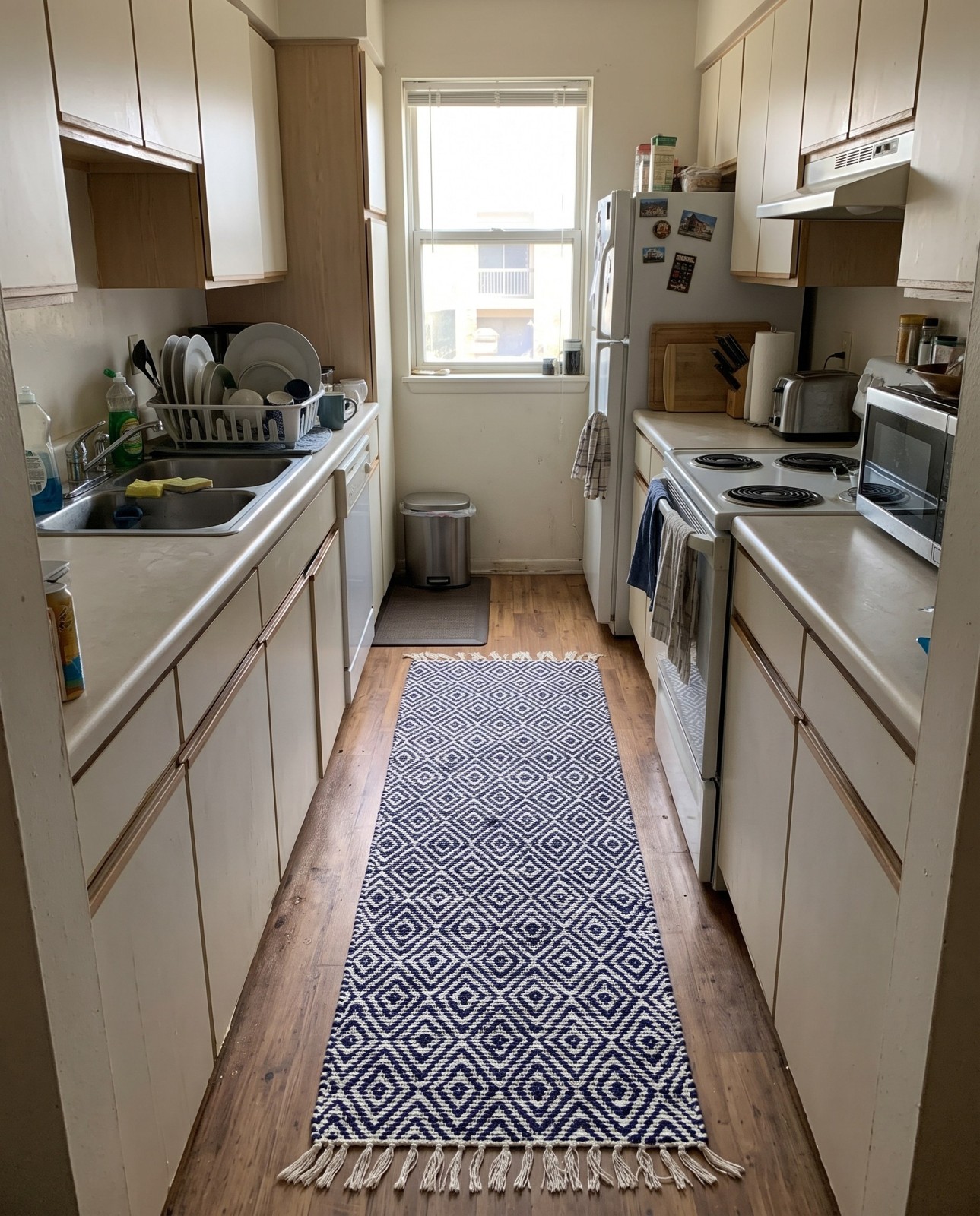 2' 2 x 12' Holland · Diamond Braided Jute Rug