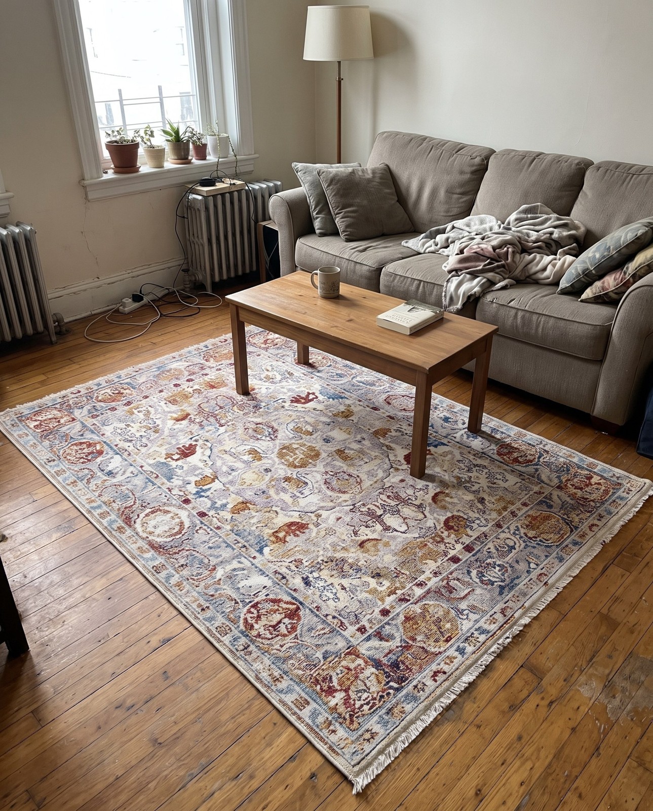 4' x 6' Bancroft · Border rug