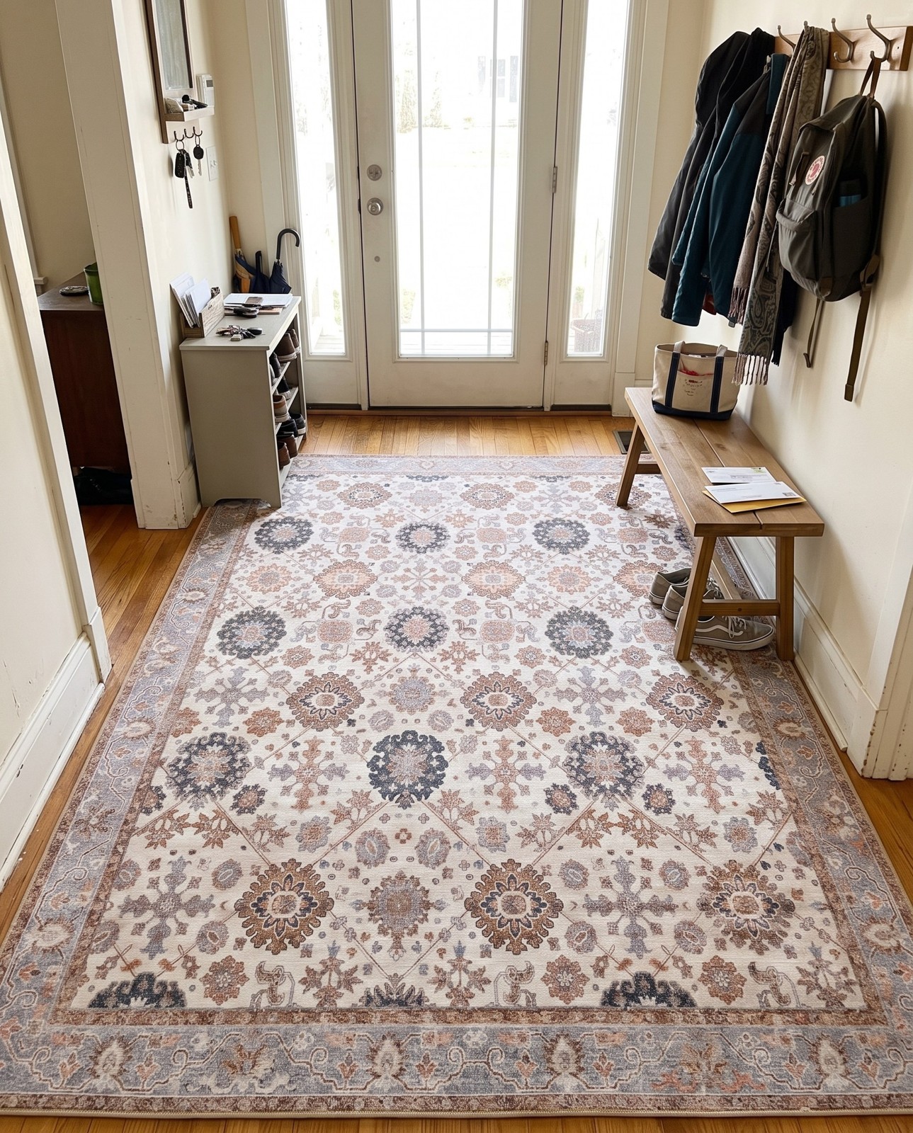 7' 10 x 10' Carden · Border Washable Rug, ivory