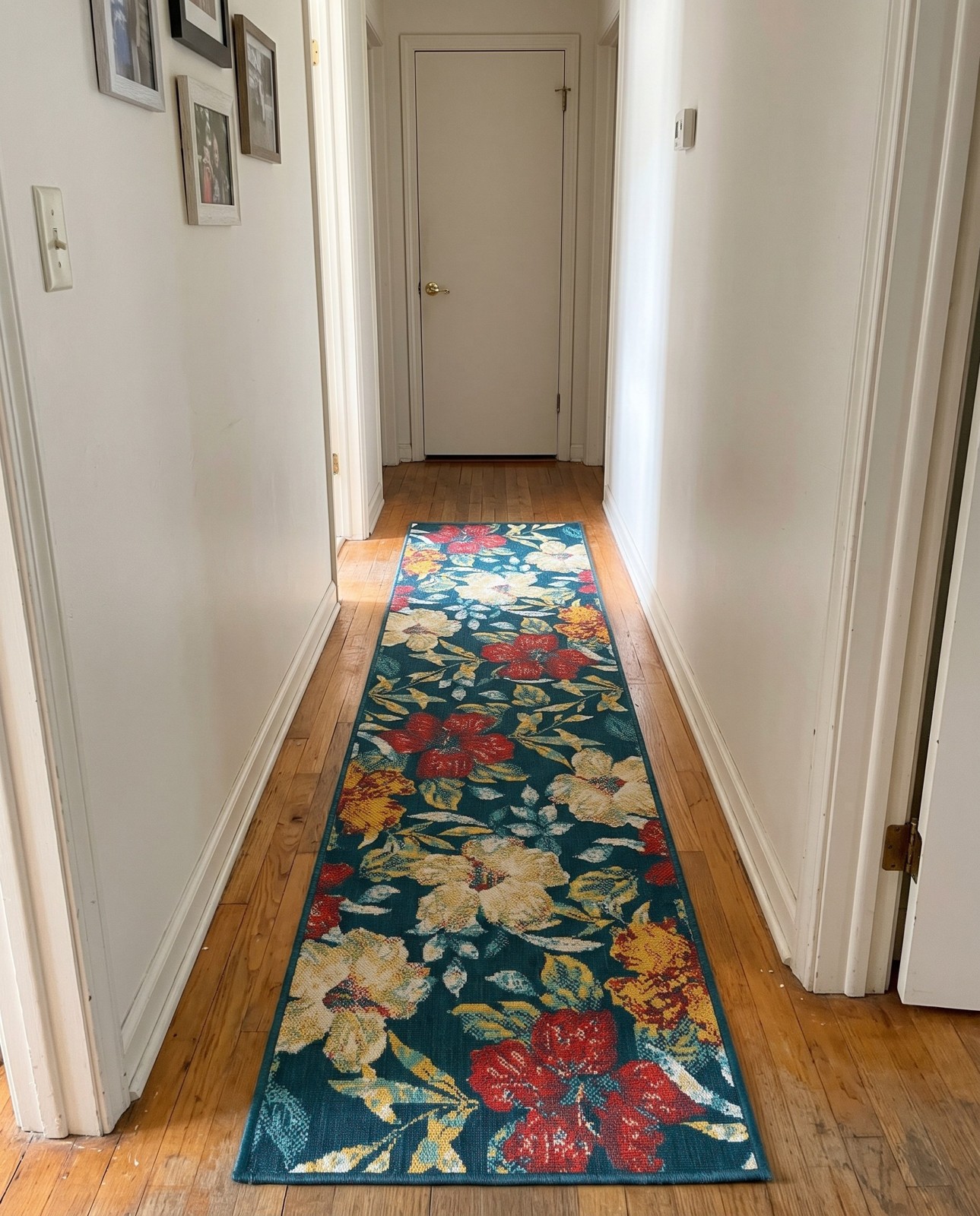 2' x 8' Bickford · Tropical floral Outdoor Rug, navy and yellow