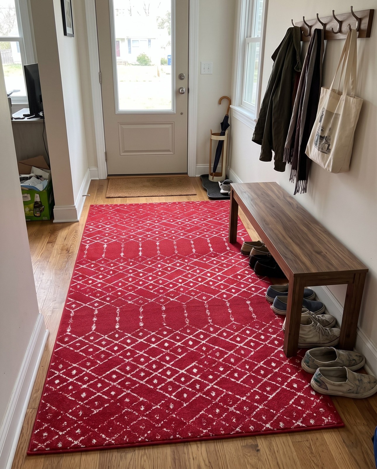 7' 10 x 10' Newcomb · Diamond rug