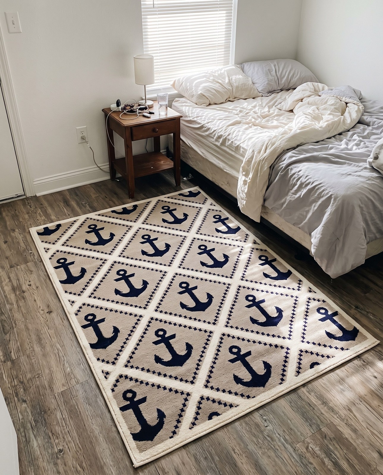 4' x 6' Blakemore · Diamond rug