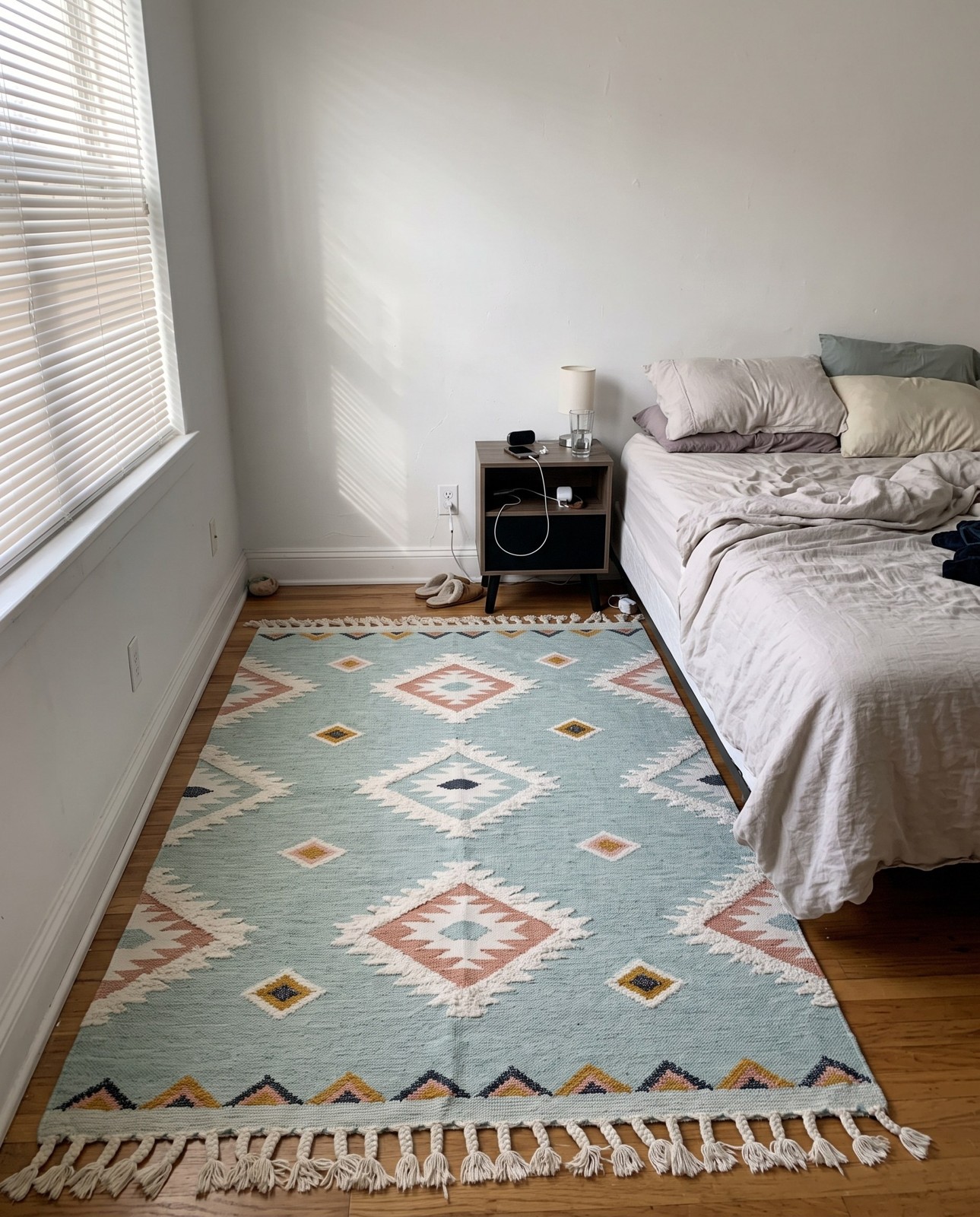 6' 1 x 9' Amaranth · Border Wool Rug, aquamarine